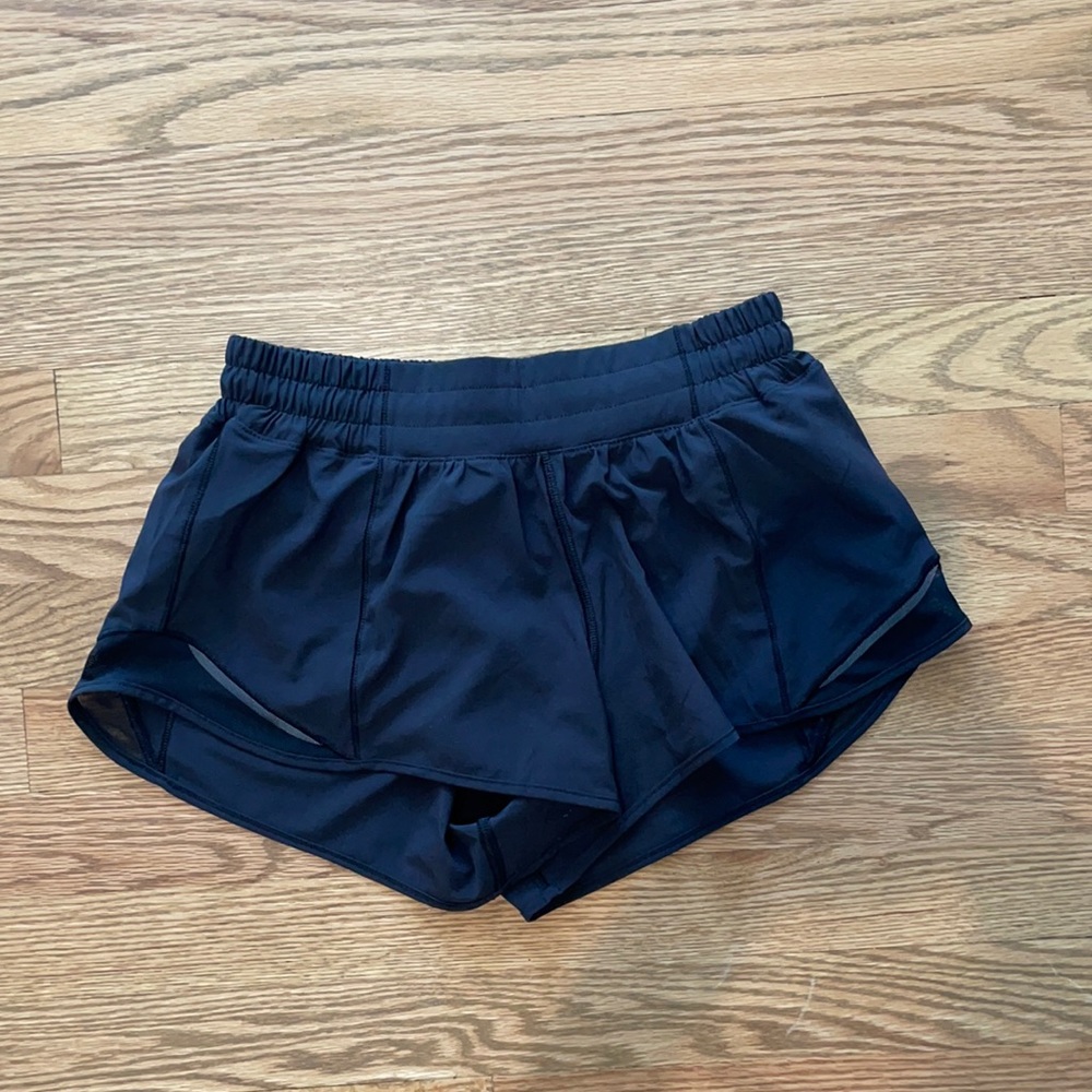 Lululemon short shorts